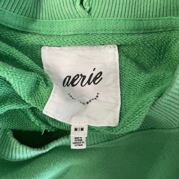 Aerie The Chill Sweatshirt Green Ice Cold Ski Resort Patches Womens Medium - Picture 7 of 11